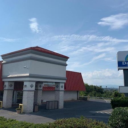Days Inn By Wyndham Harrisonburg Extérieur photo