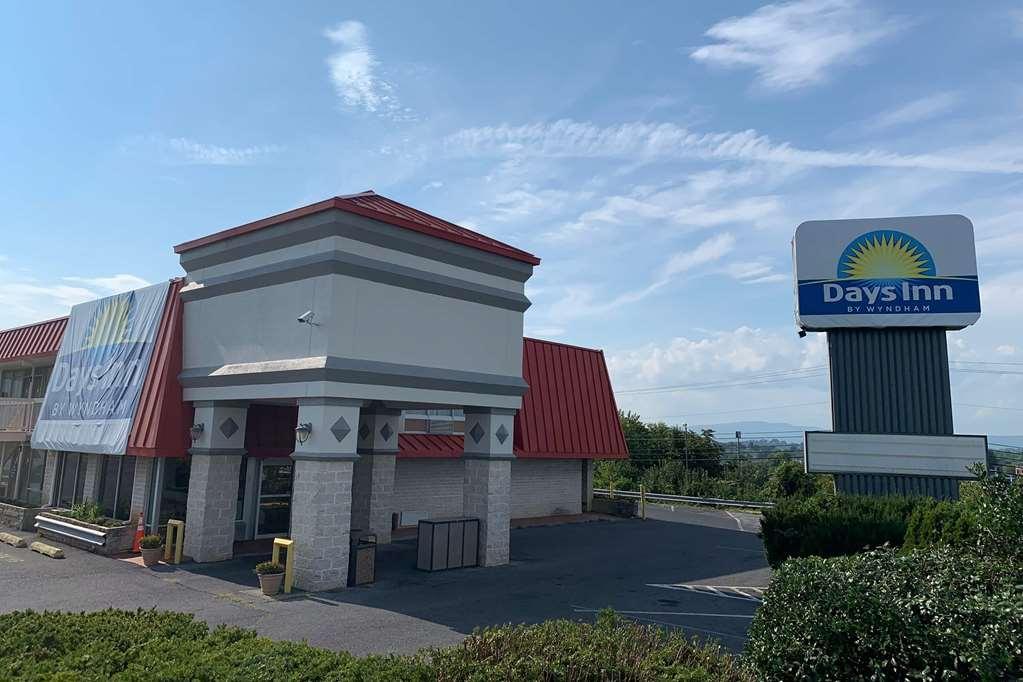 Days Inn By Wyndham Harrisonburg Extérieur photo